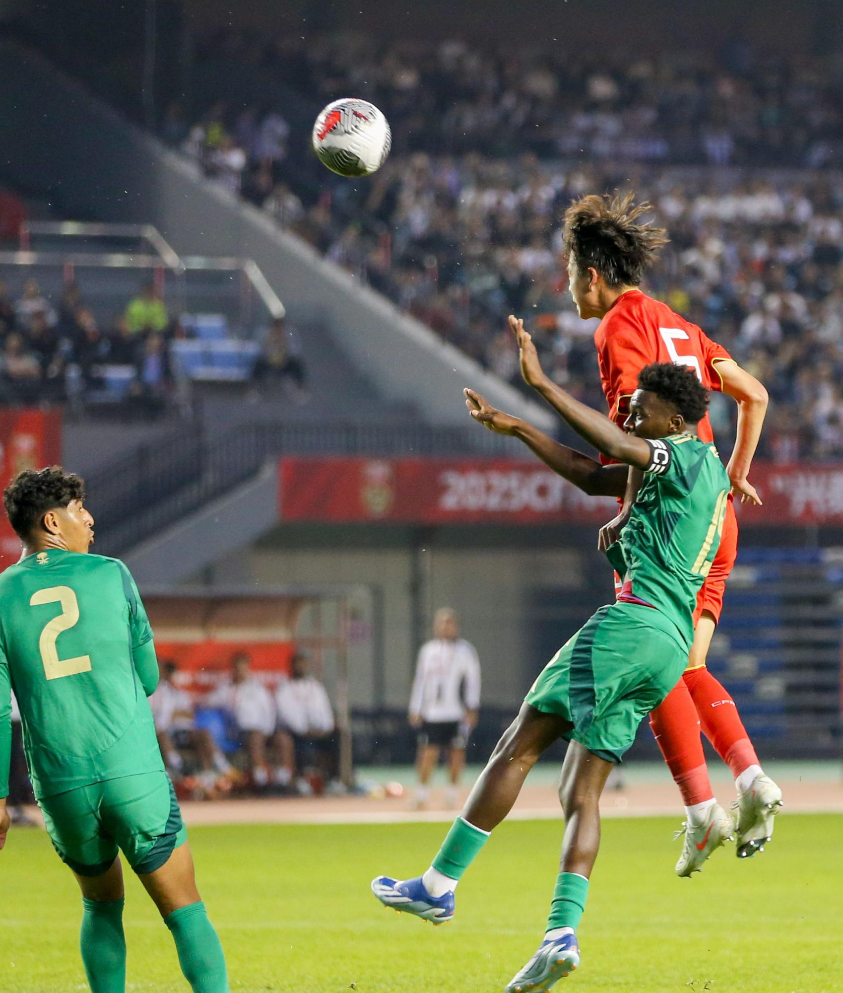 kaiyun电竞-呼和浩特队在比拼中战胜对手，取得胜利  第2张