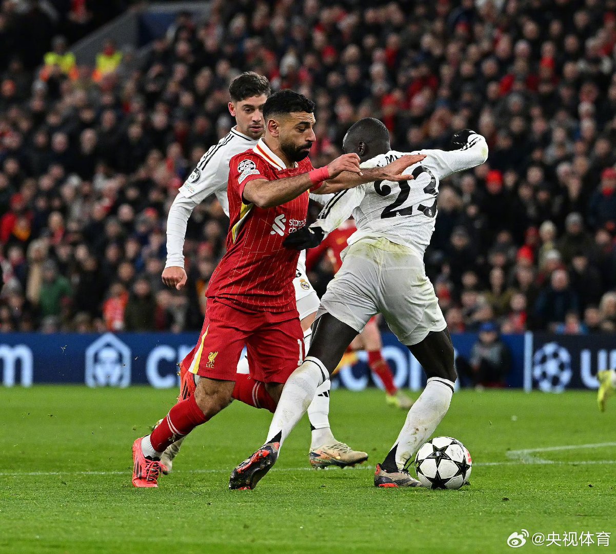 开云电竞官网-英格兰利物浦备战亚足联杯，全队士气高涨的简单介绍  第2张