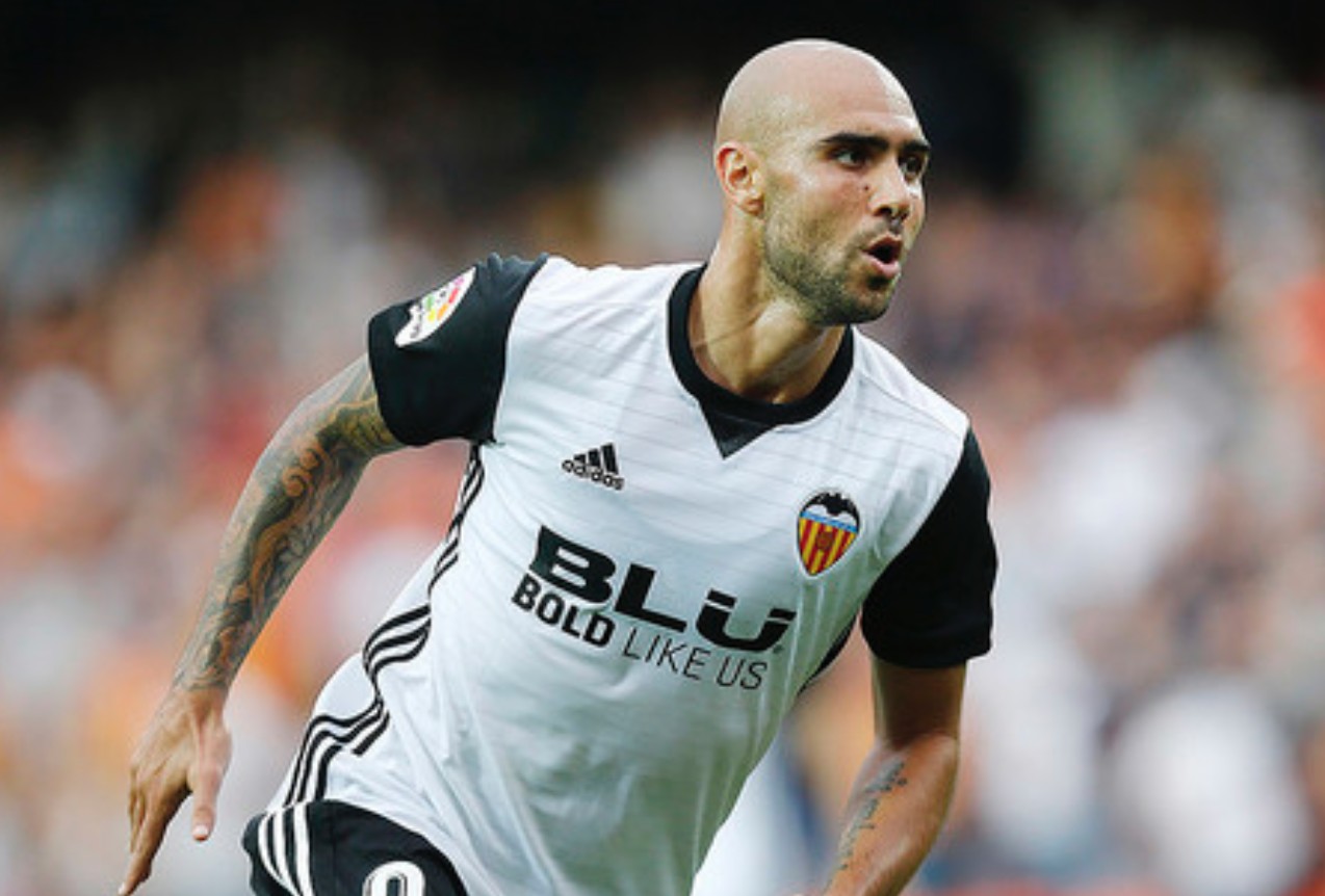 kaiyun电竞-瓦伦西亚全队整体爆发，联手赢得比赛  第2张