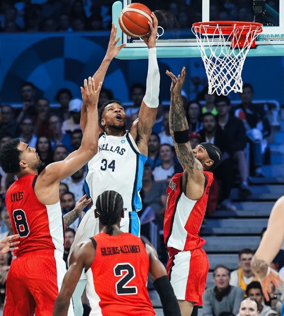 开云电竞-NBA最佳防守球员：字母哥蝉联(字母有最佳防守球员吗)  第1张